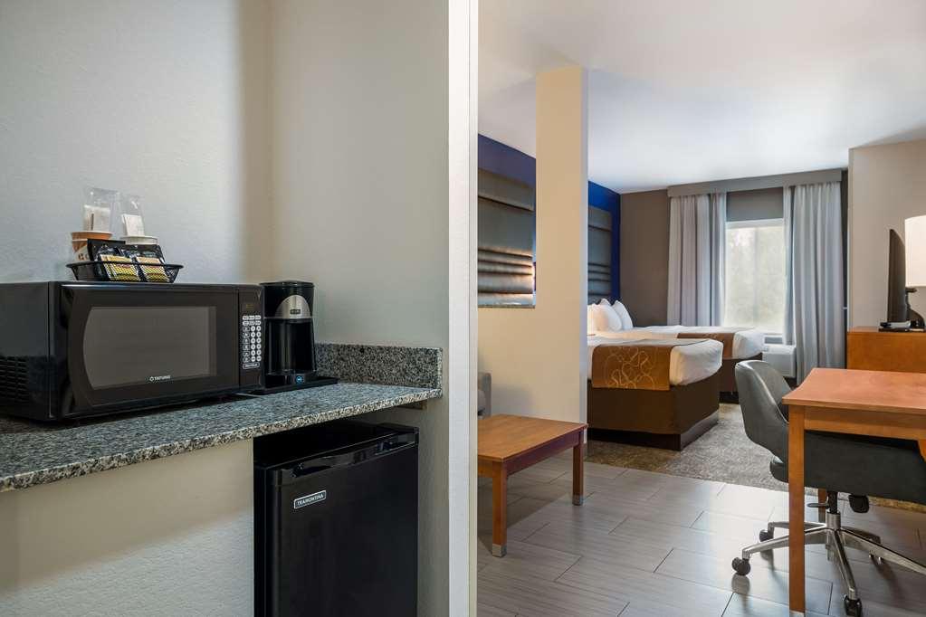 Comfort Suites Denham Springs Habitación foto