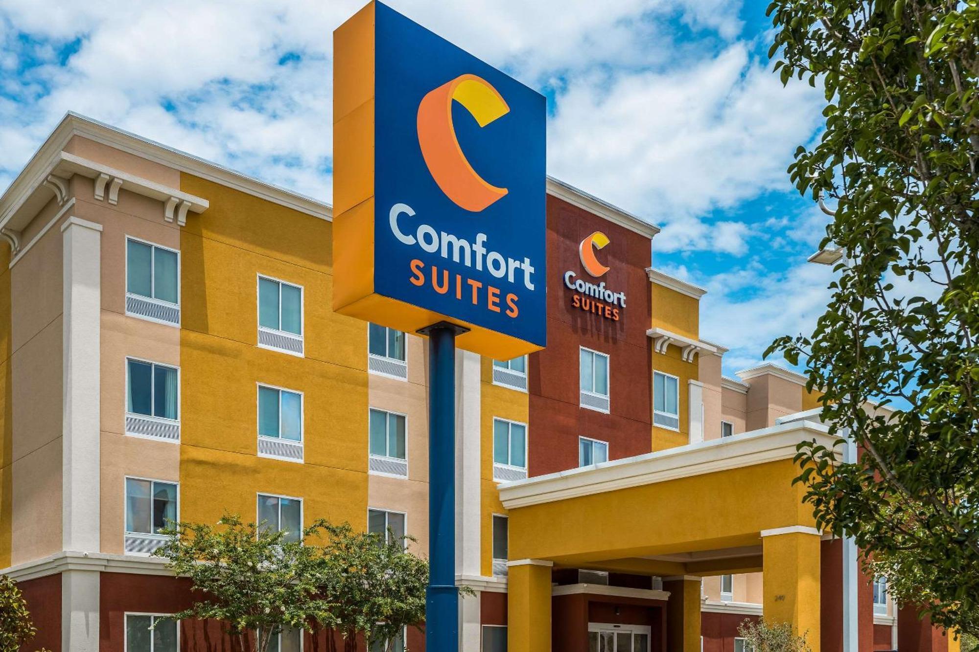 Comfort Suites Denham Springs Exterior foto